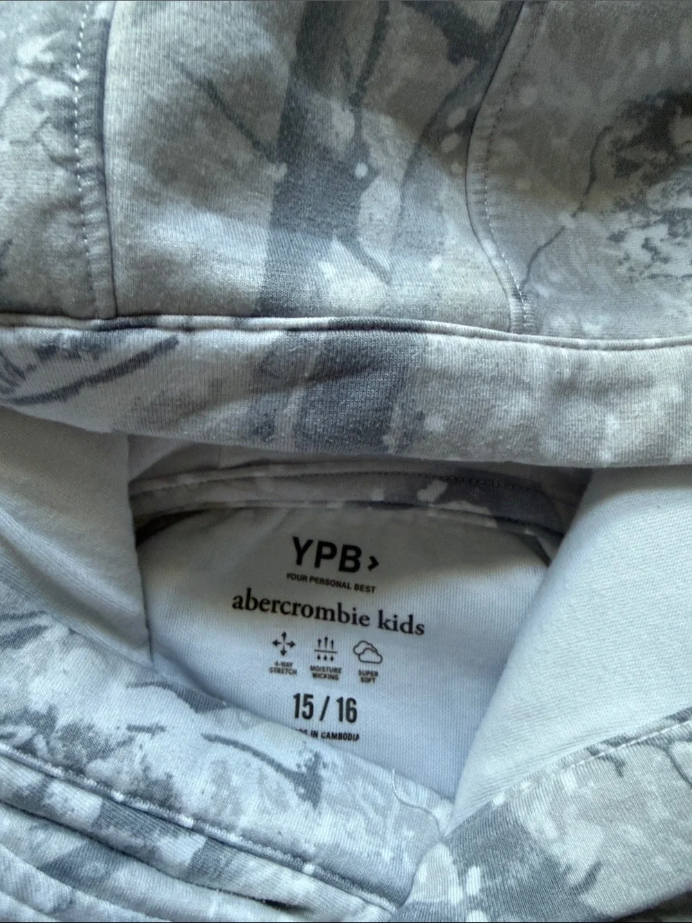 Boys Abercrombie kids Gray Camo Hoodie & Jogger set
